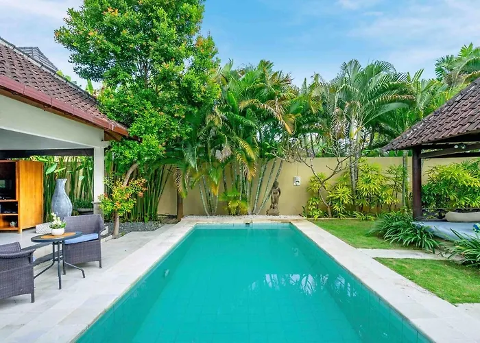 C 4 Bedroom Private Pool & Kitchen Legian Seminyak (Bali)