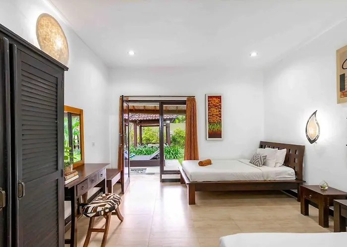 Villa C 4 Bedroom Private Pool & Kitchen Legian Seminyak (Bali)